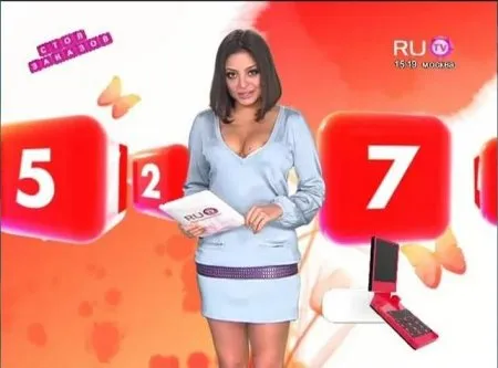 VJ Діля Долинська та її сосок що вискочив в ефірі RUTV (ВІДЕО)