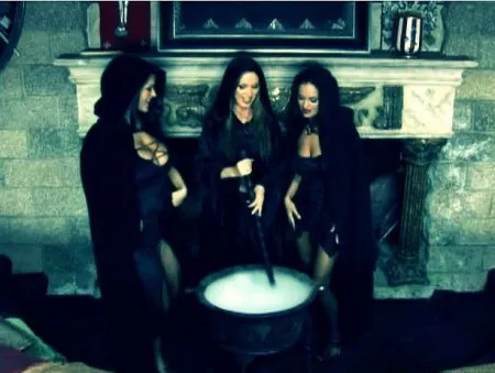 Королівський член та хтиві відьми (HD ВІДЕО)