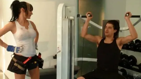 Вжарив брудній слюсарці у спортзалі (HD ВІДЕО)