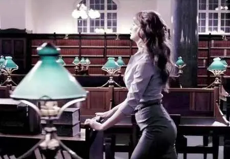 Стриптиз бібліотекарок від Hampenberg Alexander Brown (HD ВІДЕО)