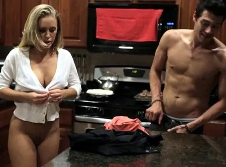 Натягнув дружину приятеля на кухні (ВІДЕО)