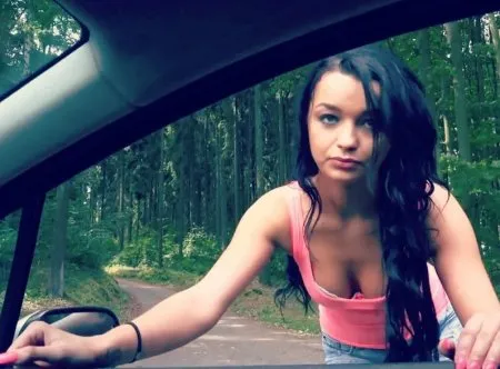 Заплатила водієві за доставку натурою (ВІДЕО)