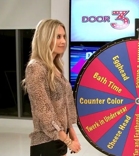 Порвав трусики на ведучій у прямому ефірі телешоу (ВІДЕО)