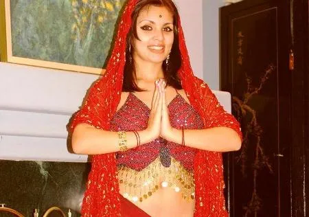 Індійська жінка спробує на смак член інтуриста (ФОТО)