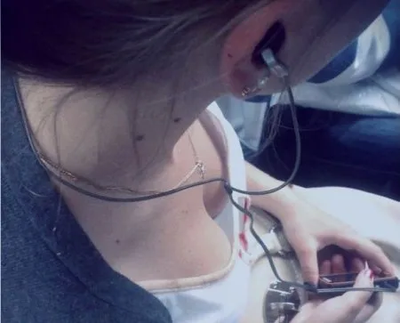 Вид зверху у дівчаток (ФОТО)