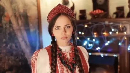 Спекотні танці у кокошниках на новий лад (HD ВІДЕО)