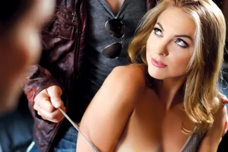 Фільм «Як приборкати гарячу дружину?» (ВІДЕО)