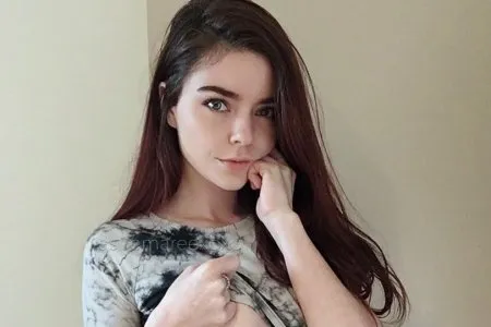 Ashe Maree у всій красі і голяка (ФОТО)