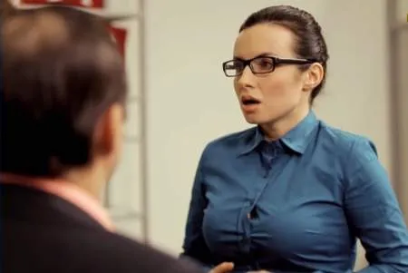 Як повинна виглядати секретарка у Вітальки (ВІДЕО)