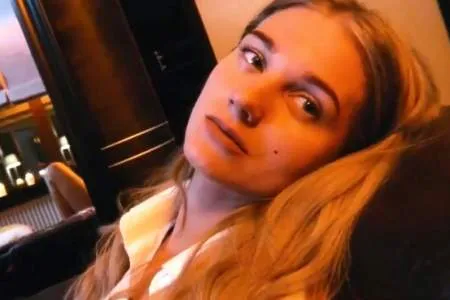 Христина Асмус «Текст» постільна сцена (ВІДЕО)